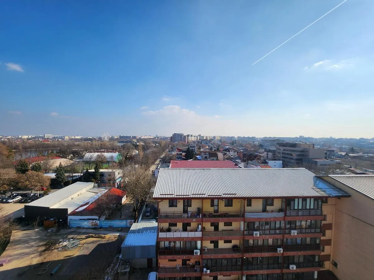 Grand Look & Best Location For Business On ブカレスト