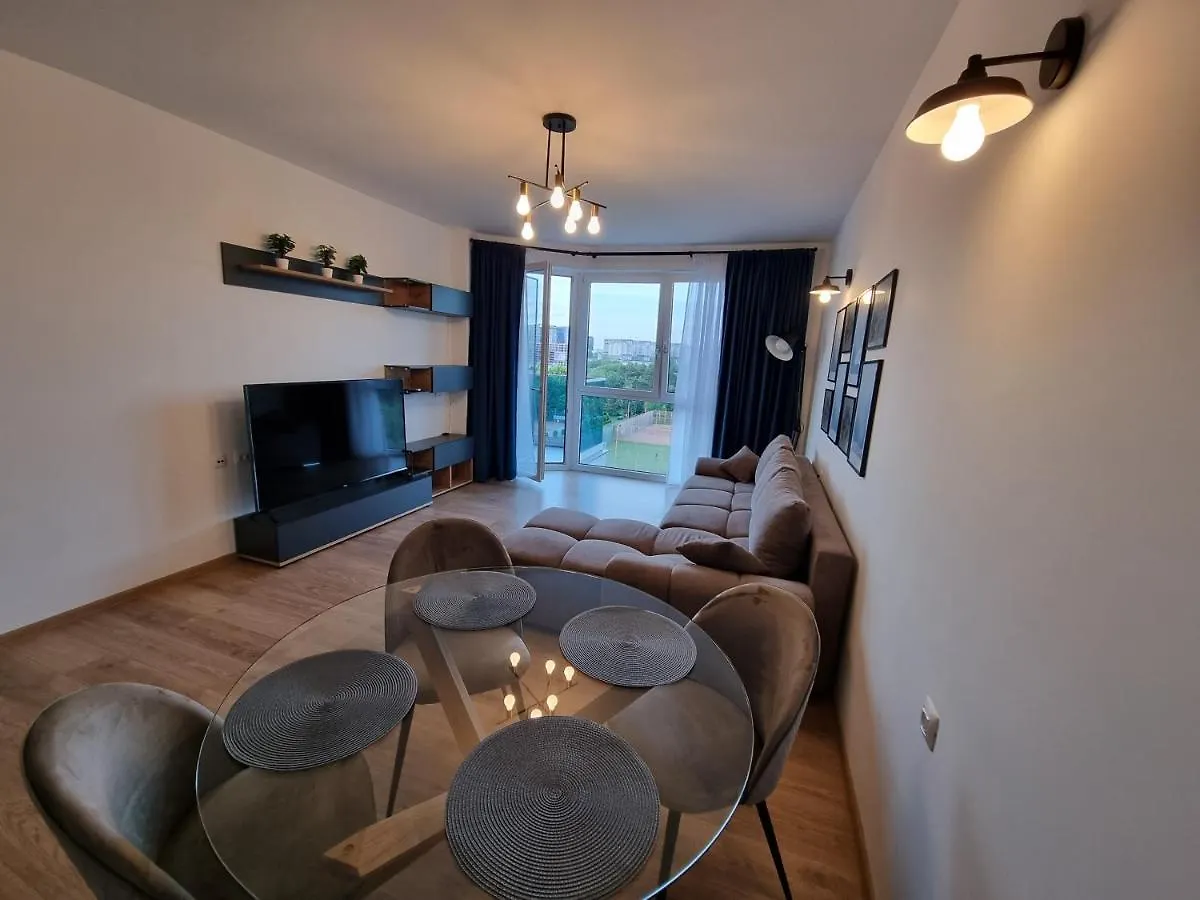 Grand Look & Best Location For Business On 부쿠레슈티